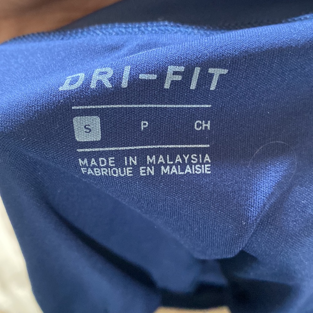 NIKE shorts - Picture 3 of 3